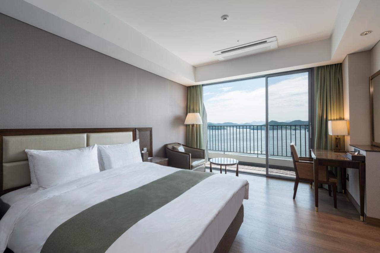 Stanford Hotel&Resort Tongyeong Rum bild
