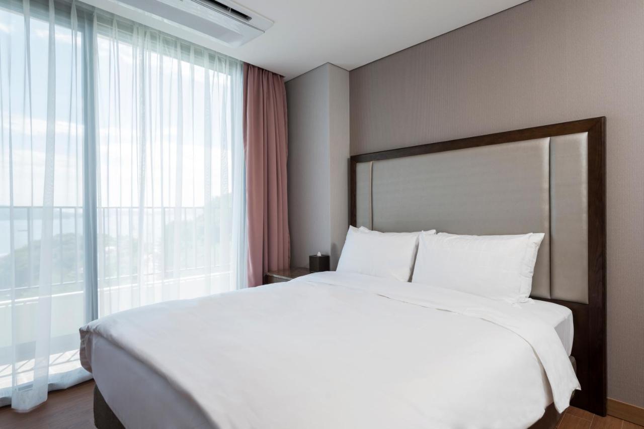 Stanford Hotel&Resort Tongyeong Rum bild